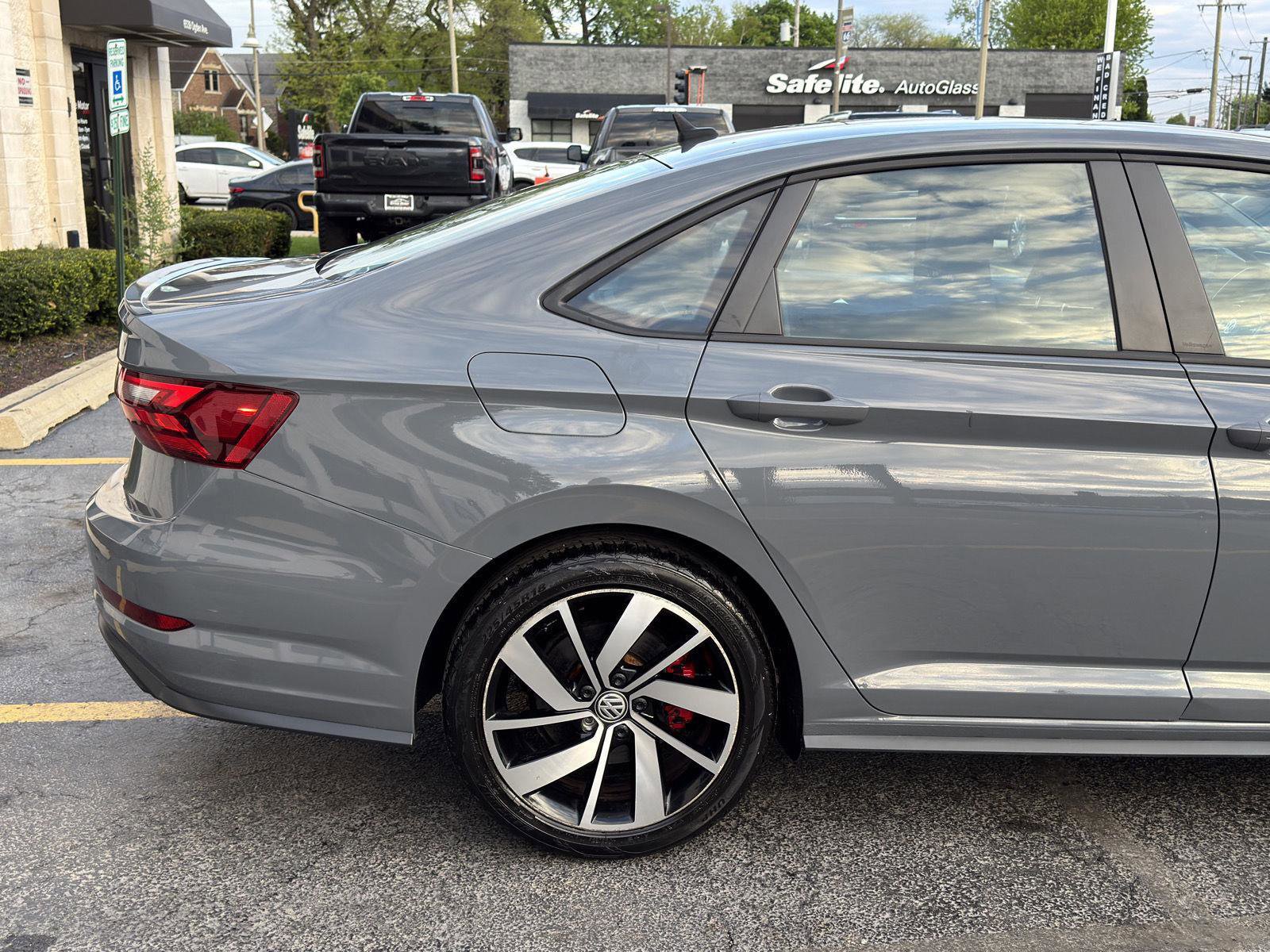 Used 2021 Volkswagen Jetta GLI FWD image 11
