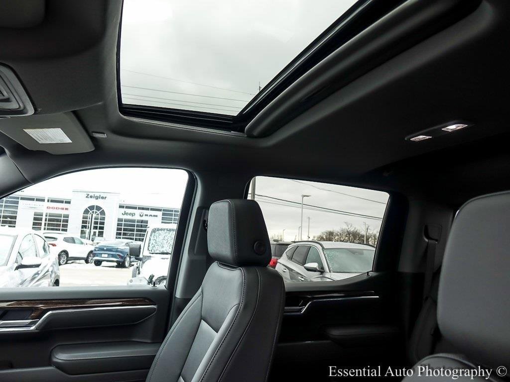 Used 2025 GMC Sierra 1500 Elevation w/ Elevation Premium Package image 11