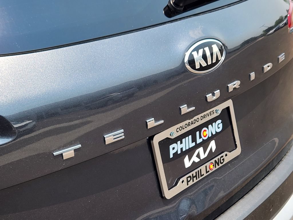 Used 2020 Kia Telluride LX AWD/4WD image 11