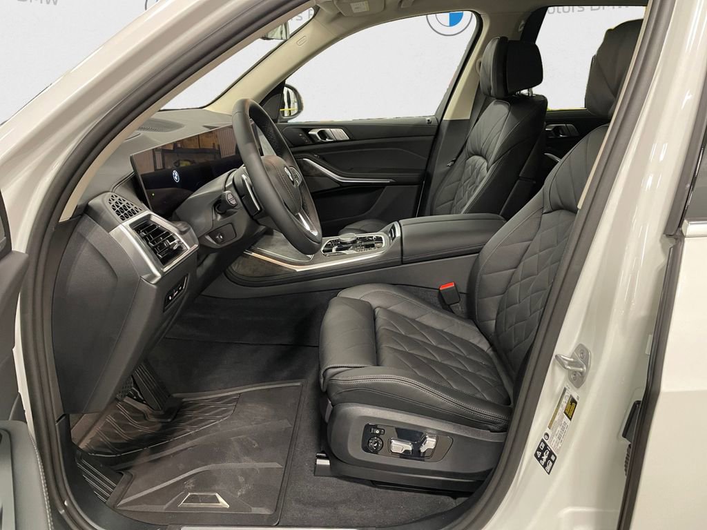 New 2026 BMW X7 xDrive40i image 9