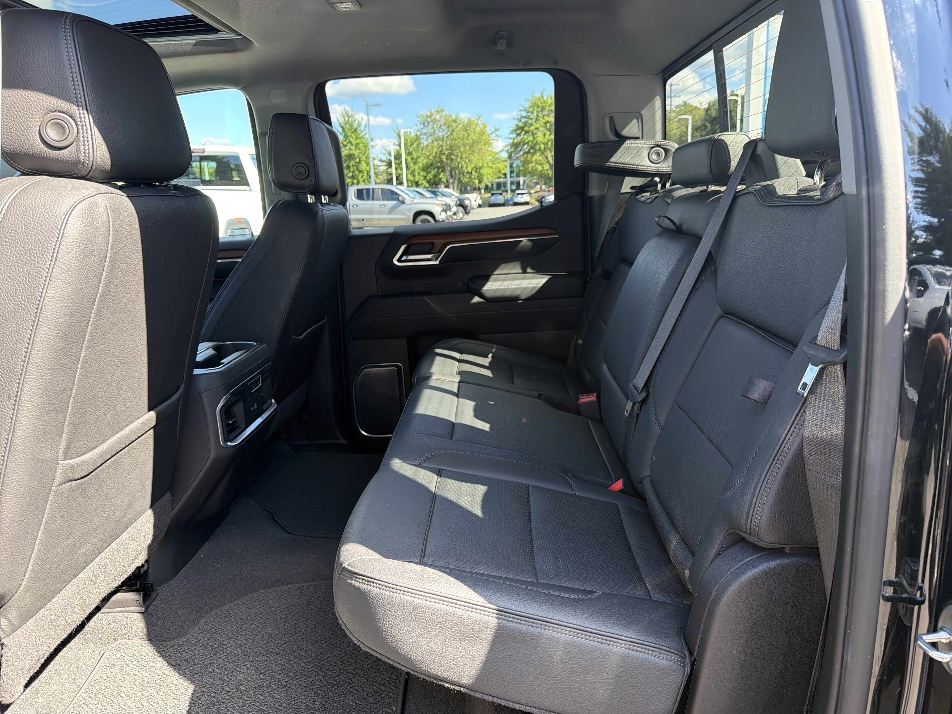 Used 2022 GMC Sierra 1500 Denali AWD/4WD image 32