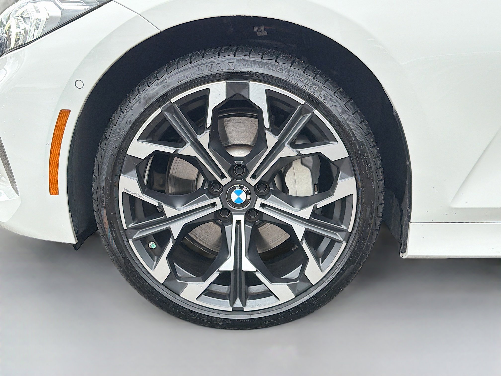 Used 2025 BMW 330i Sedan w/ Convenience Package image 42