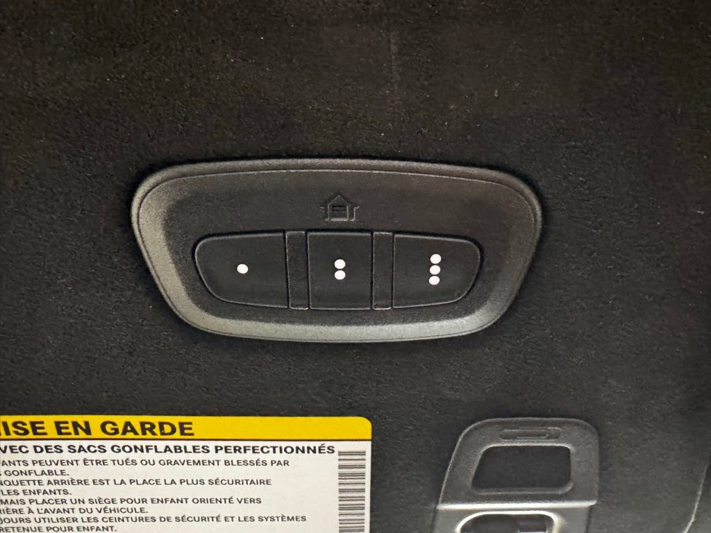 Used 2025 Jeep Grand Cherokee Summit AWD/4WD image 23