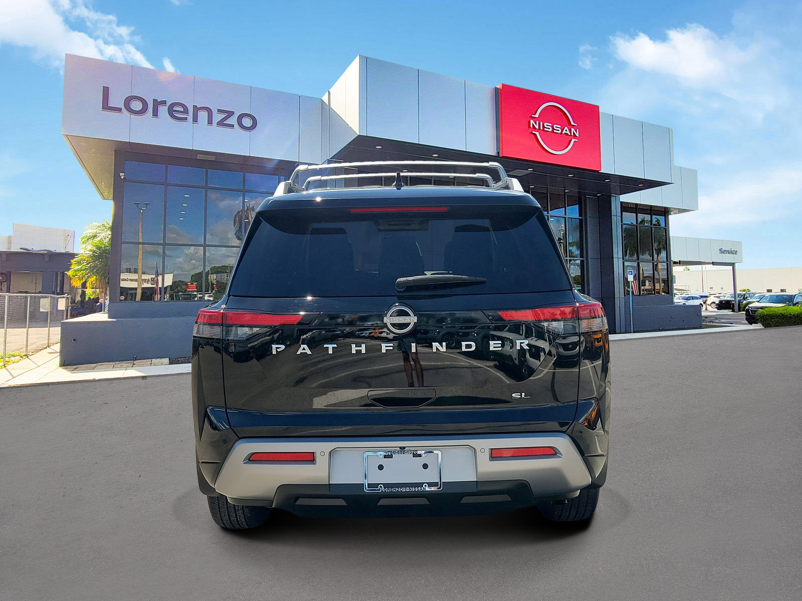 Used 2022 Nissan Pathfinder SL FWD image 5