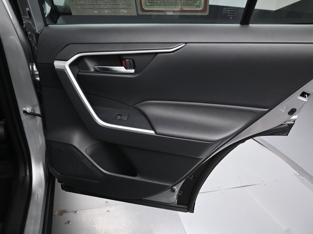 Certified 2025 Toyota RAV4 XLE Premium AWD/4WD image 33