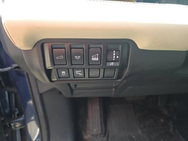 Used 2021 Subaru Ascent Limited w/ Technology Package AWD/4WD image 10