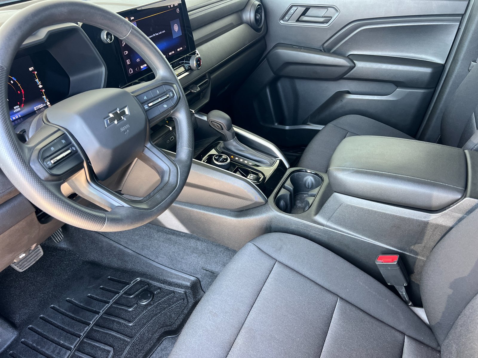 Used 2023 Chevrolet Colorado Trail Boss w/ Advanced Trailering Package AWD/4WD image 10