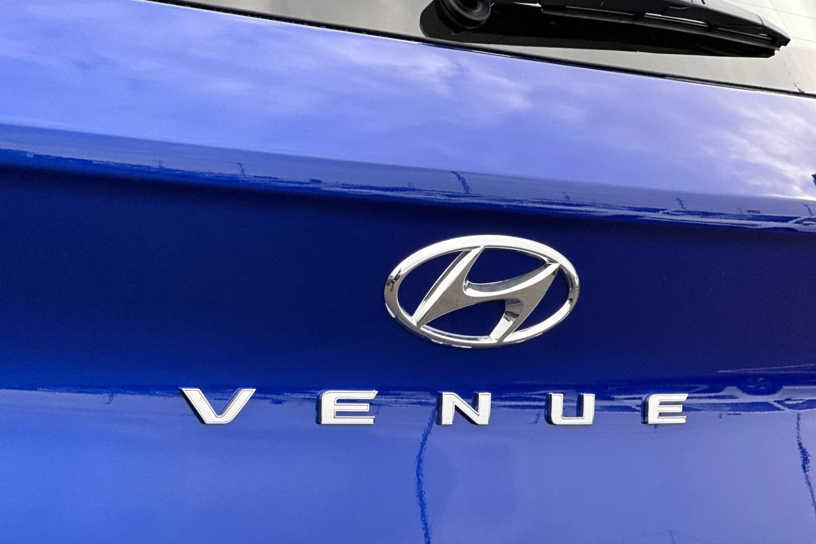 New 2026 Hyundai Venue SEL FWD image 24