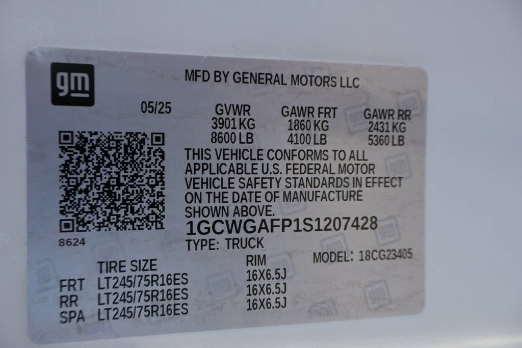 New 2025 Chevrolet Express 2500 w/ Driver Convenience Package RWD image 31