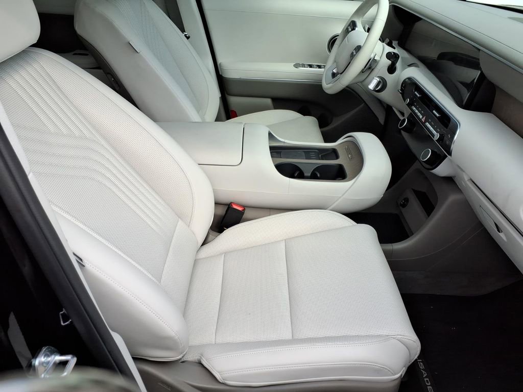 Used 2026 Hyundai Palisade SEL image 11