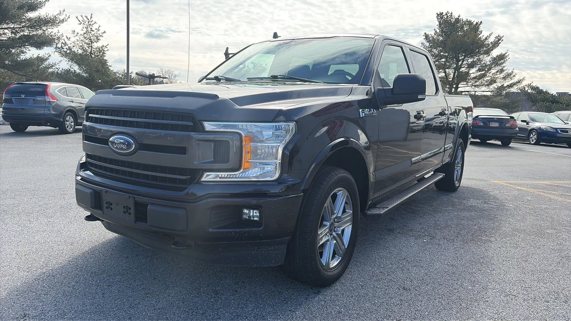 Used 2019 Ford F150 XLT w/ Equipment Group 302A Luxury image 15
