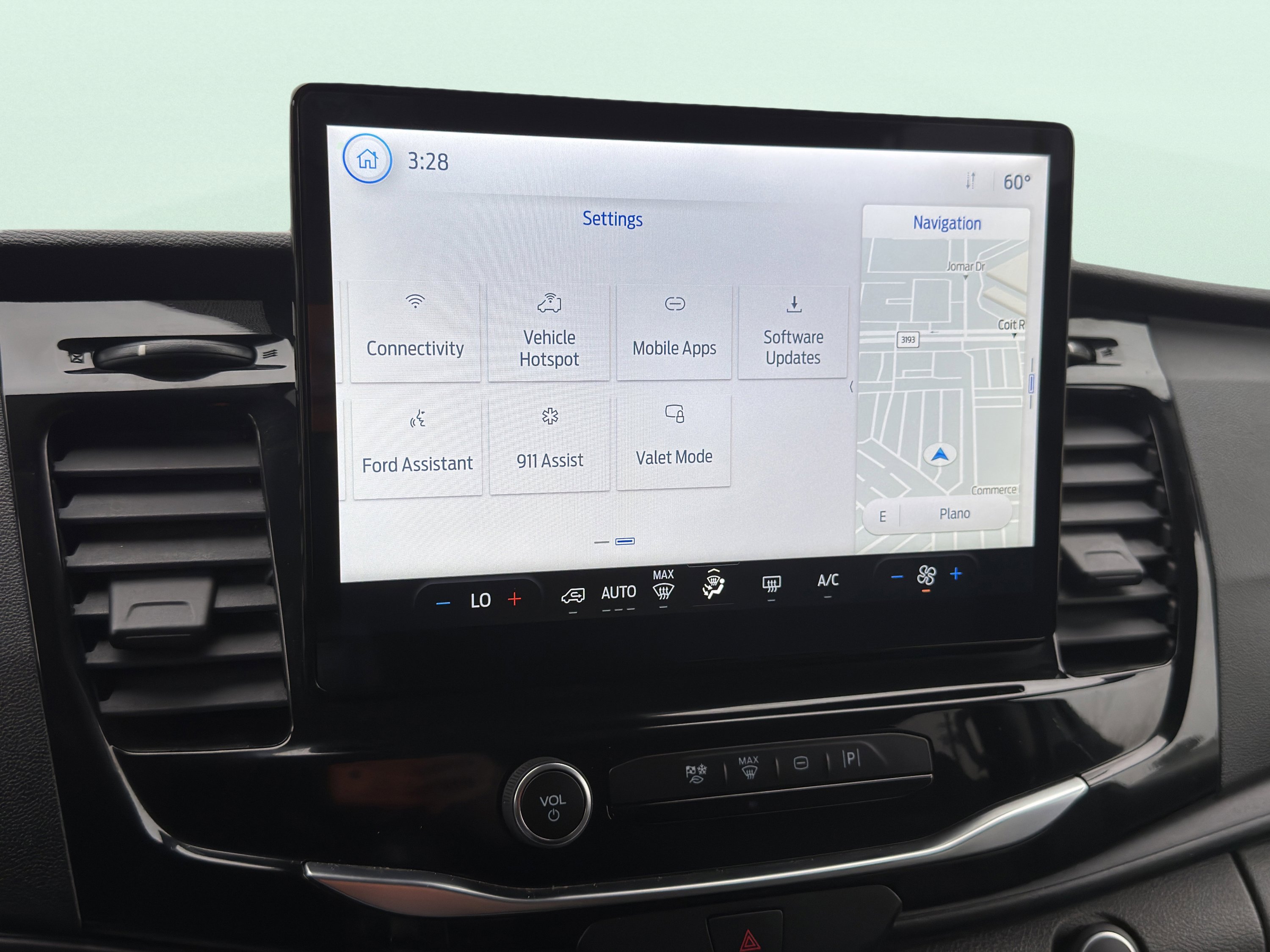 Used 2023 Ford Transit 350 XLT image 51