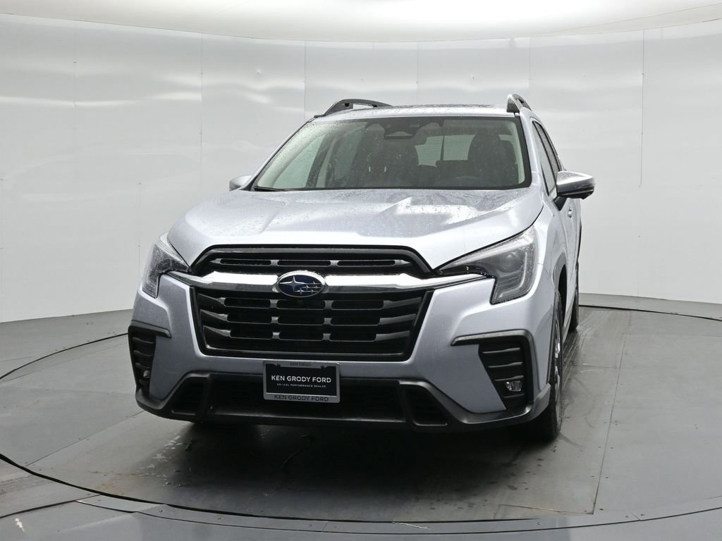 Used 2023 Subaru Ascent Limited w/ Technology Package AWD/4WD image 57