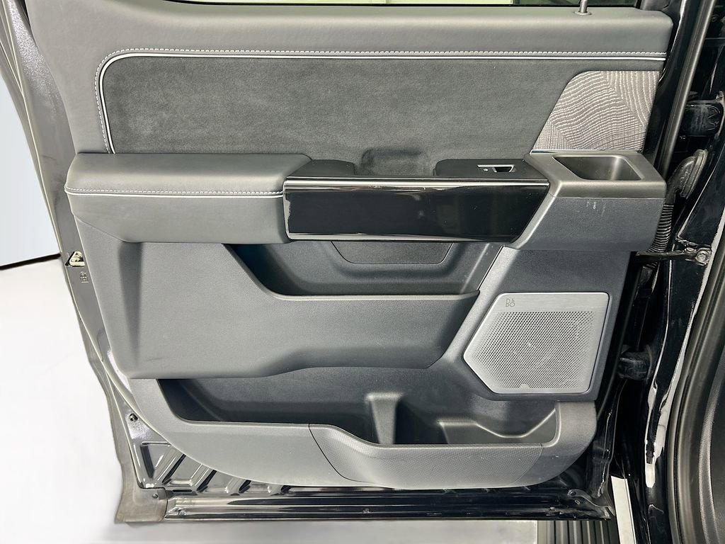 Used 2023 Ford F150 Lightning Platinum image 25