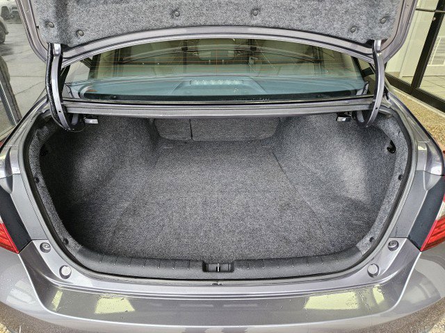 Used 2017 Honda Accord EX-L image 10