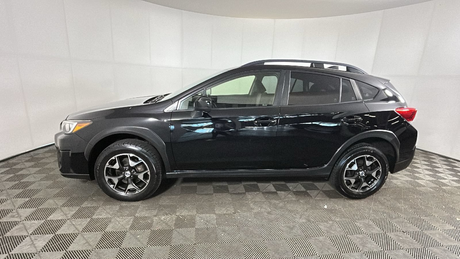 Used 2018 Subaru Crosstrek 2.0i Premium w/ Popular Package #3 AWD/4WD image 7