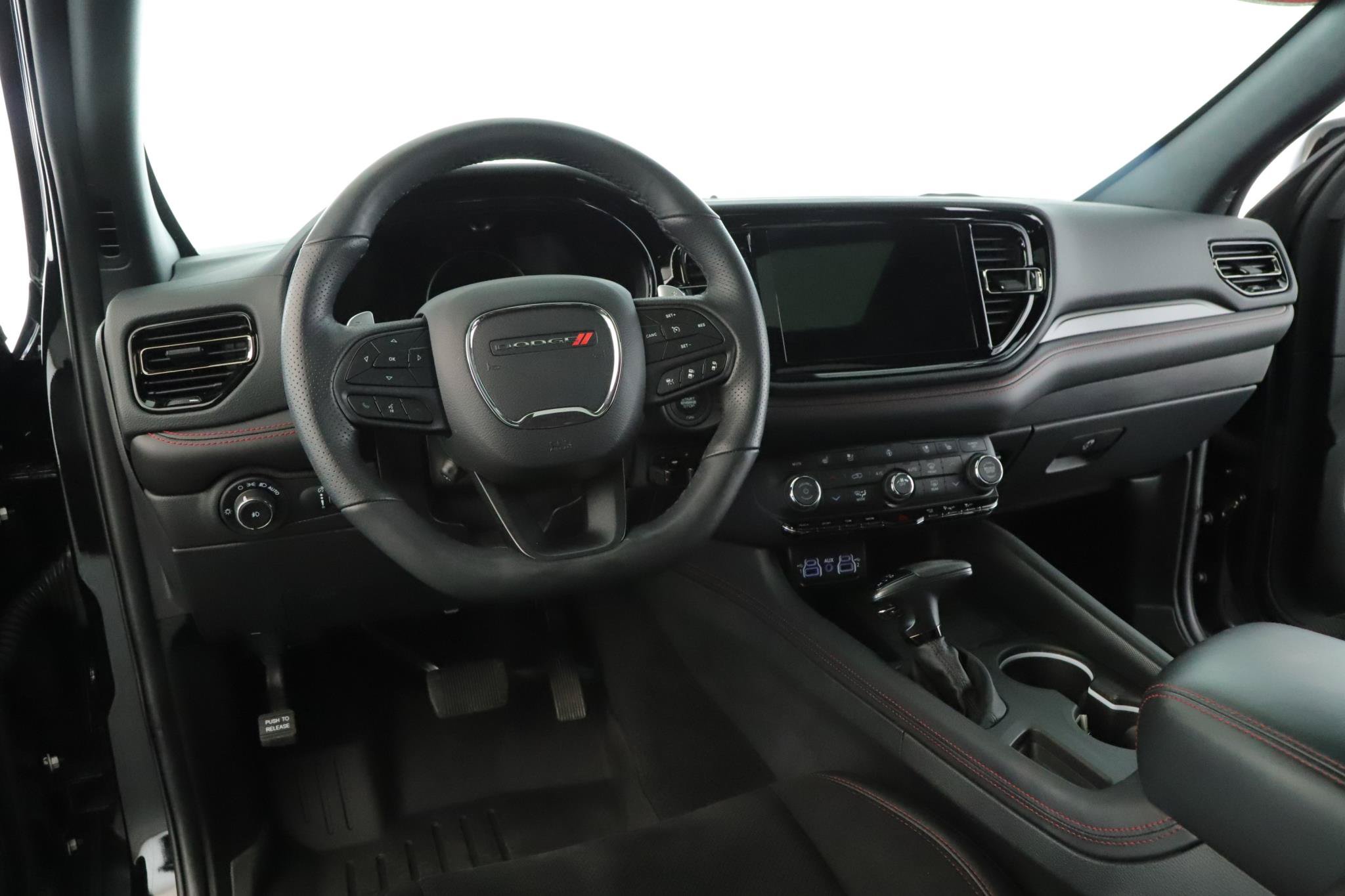 Used 2023 Dodge Durango R/T w/ Tow 'N Go Package AWD/4WD image 2