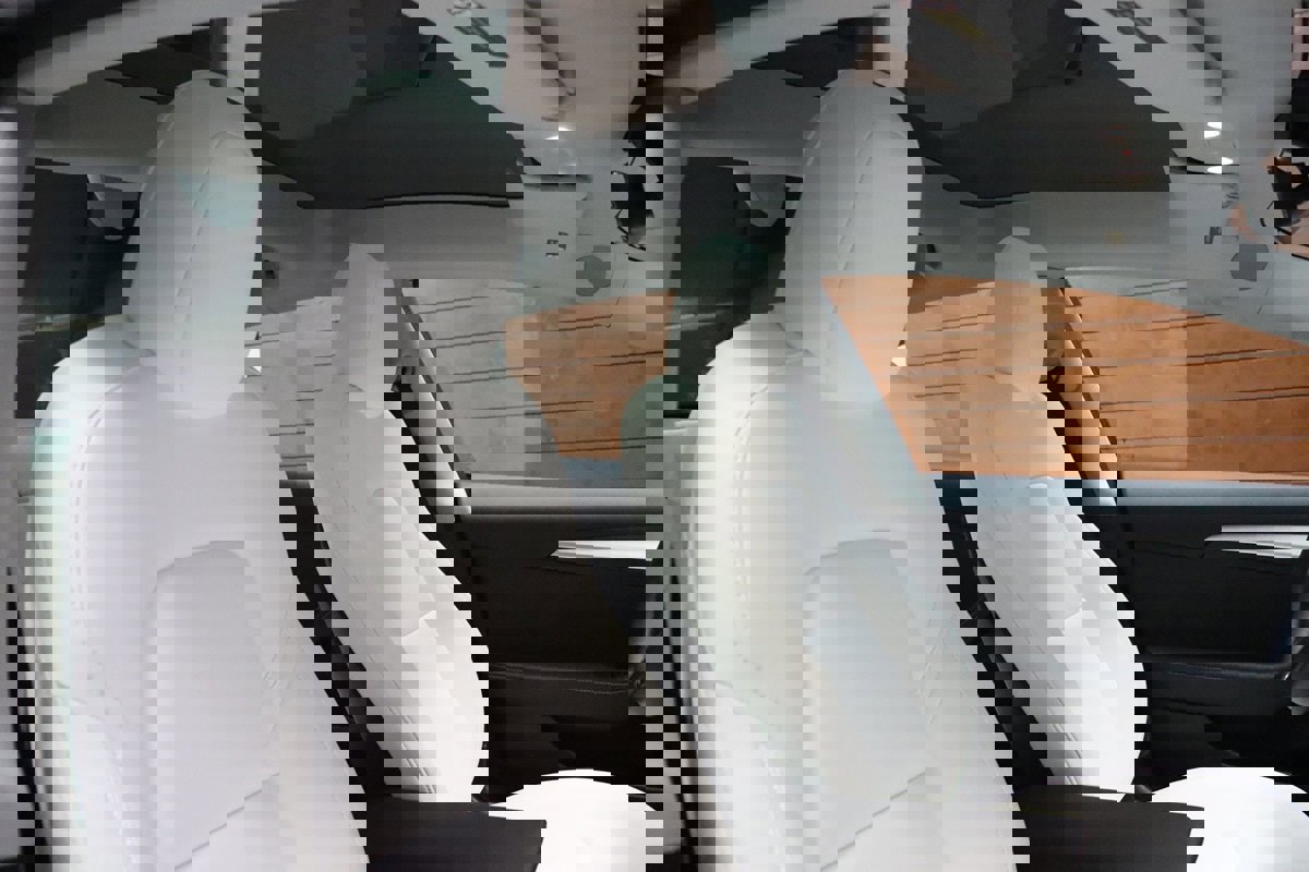 Used 2022 Tesla Model 3 image 25