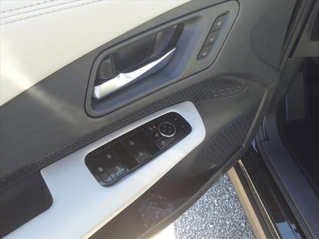 New 2024 Nissan Ariya FWD image 17