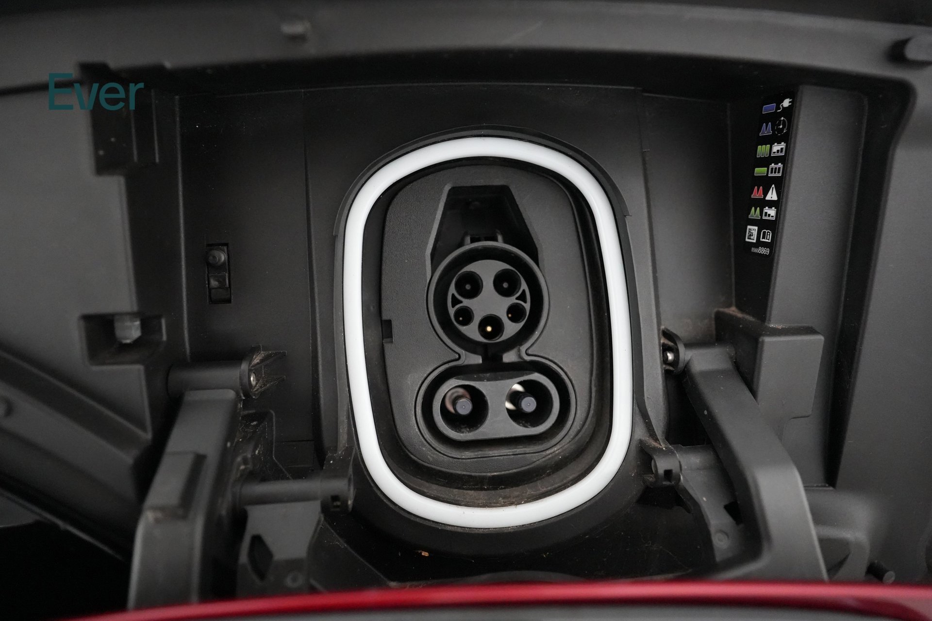 Used 2024 Chevrolet Blazer EV RS image 23