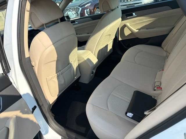 Used 2015 Hyundai Sonata ECO FWD image 16