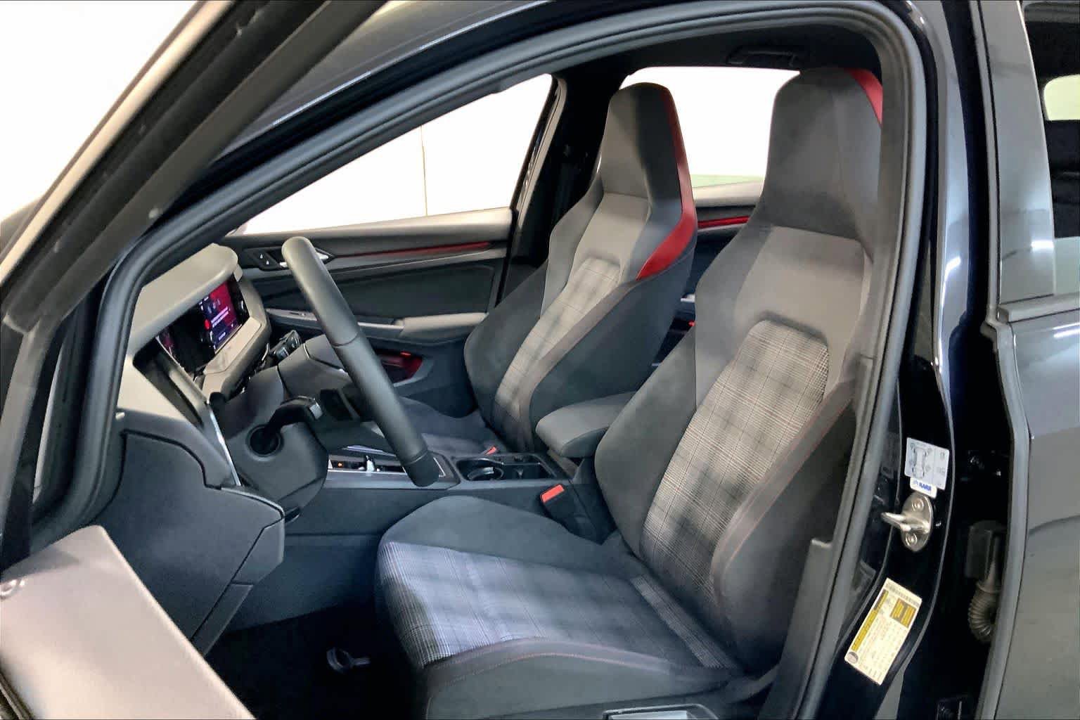 Used 2022 Volkswagen GTI S FWD image 7