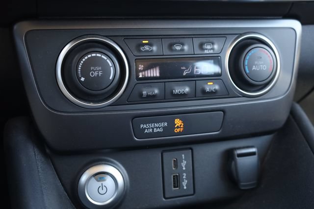 Certified 2025 Nissan Leaf S FWD image 23