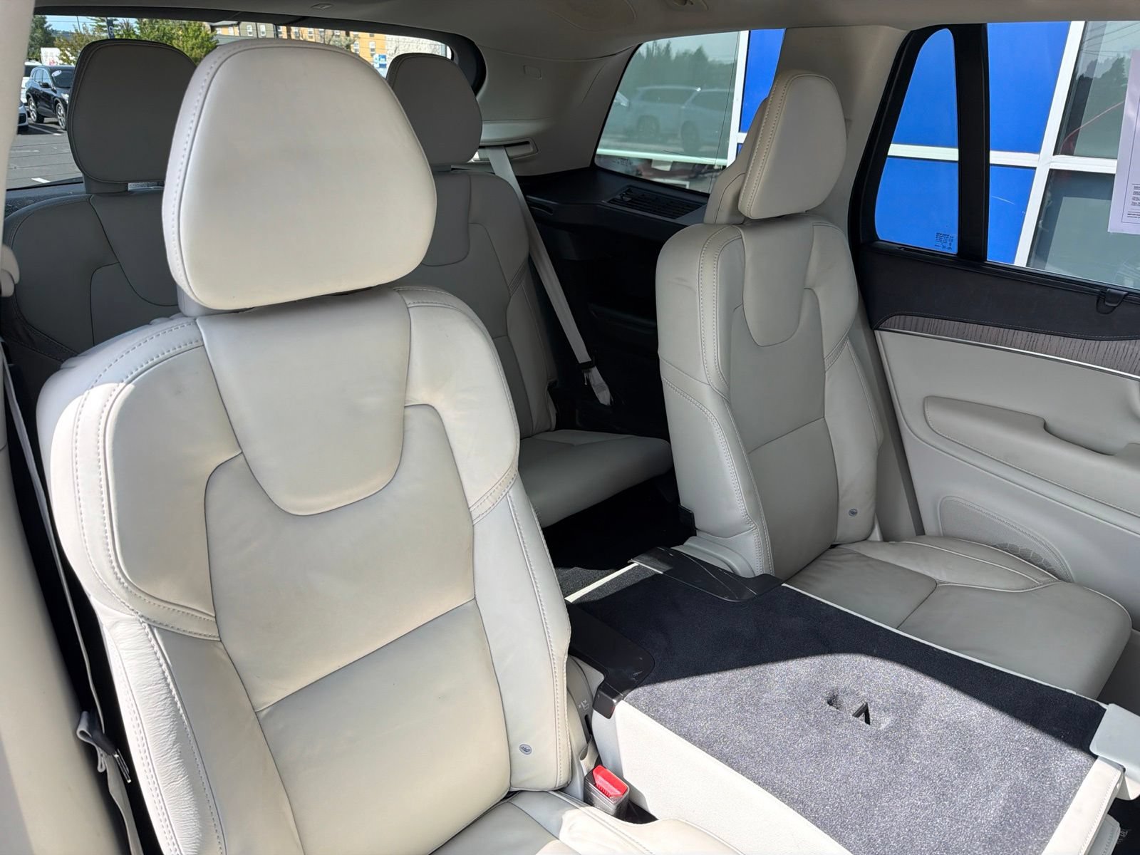 Used 2023 Volvo XC90 B6 Ultimate w/ Protection Package Premier AWD/4WD image 24