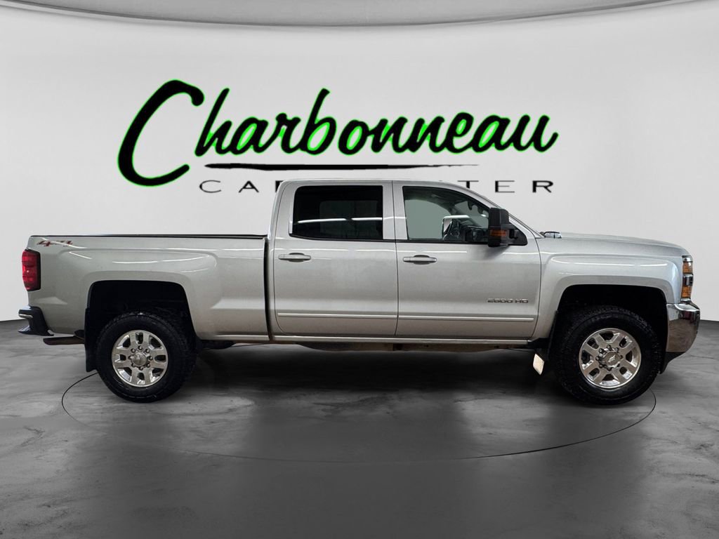 Used 2015 Chevrolet Silverado 2500 LT w/ LT Convenience Package image 6