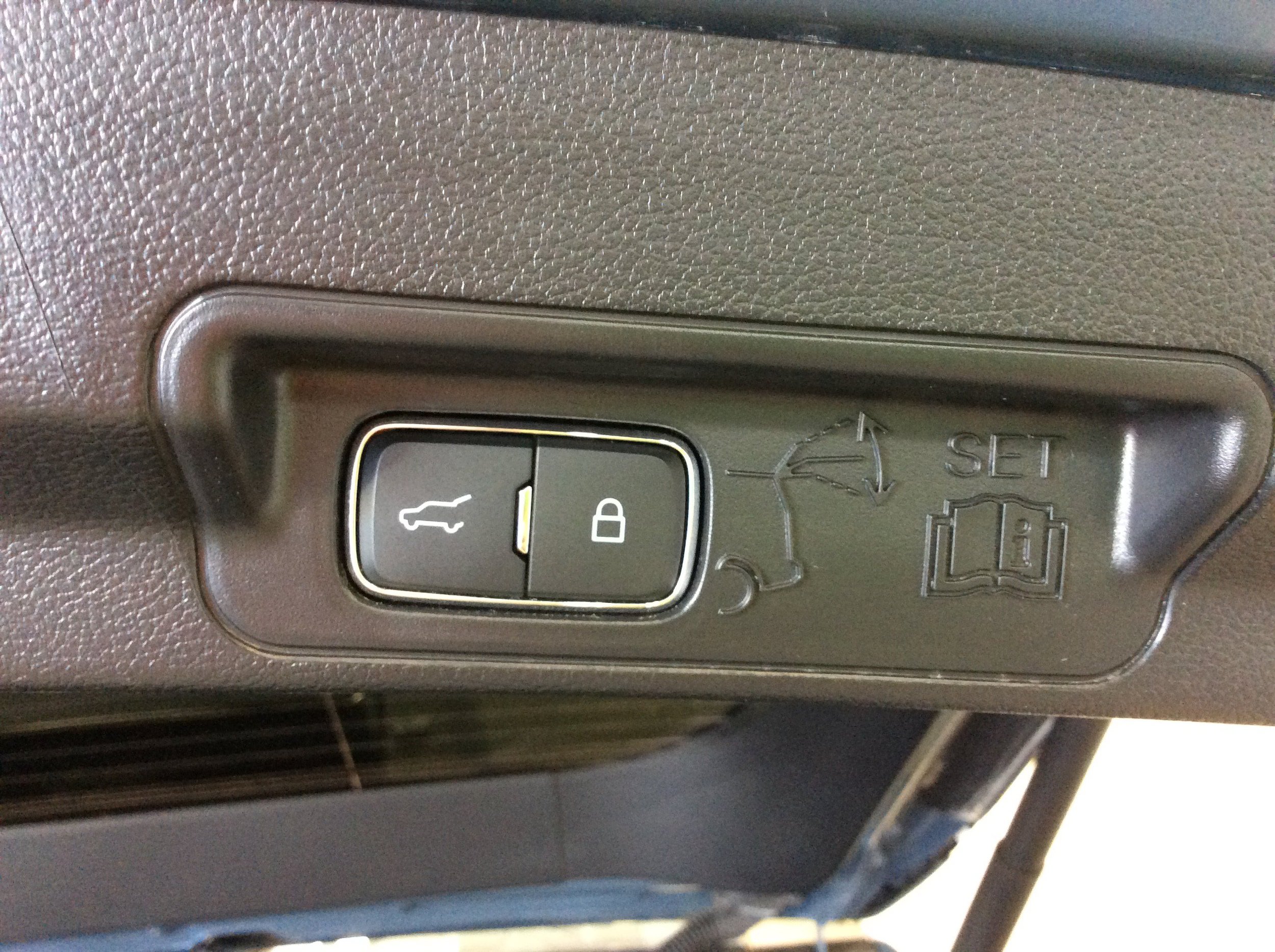 Used 2025 Ford Explorer ST-Line AWD/4WD image 6