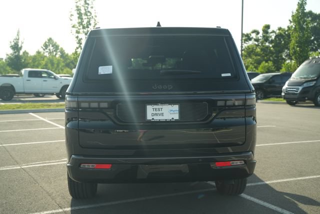 New 2026 Jeep Grand Wagoneer L Limited w/ Premium Group II AWD/4WD image 6