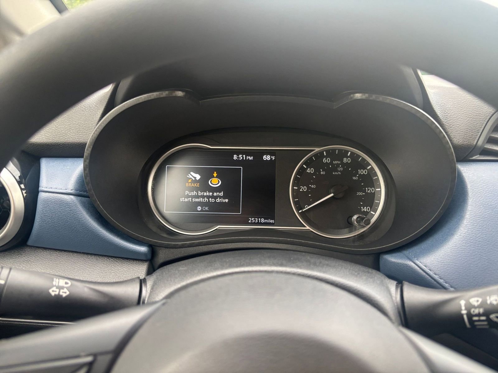 Used 2025 Nissan Versa SV image 38