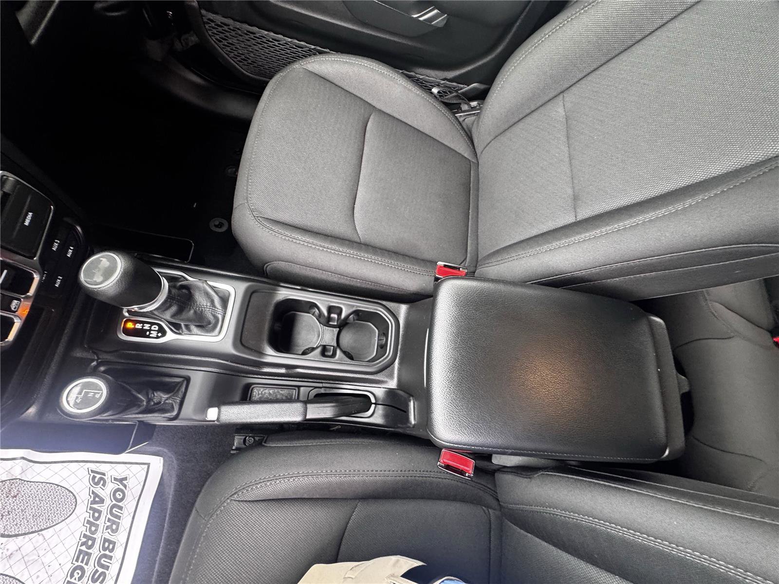 Used 2022 Jeep Wrangler Unlimited Sport AWD/4WD image 18