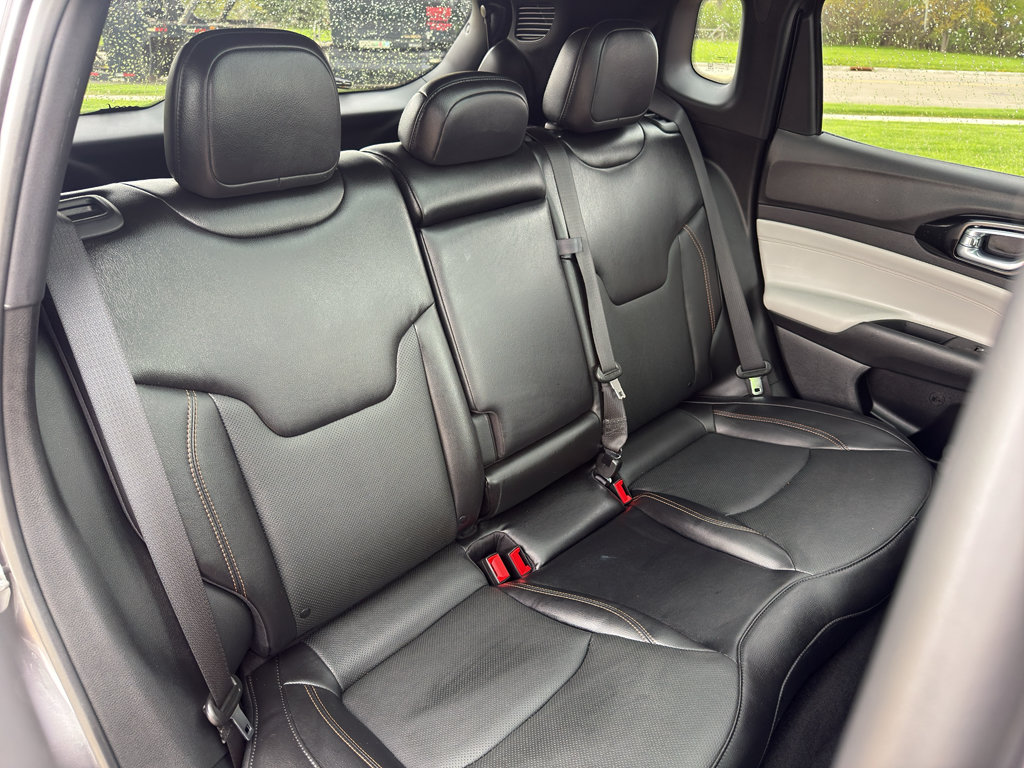 Used 2023 Jeep Compass Limited w/ Elite Group AWD/4WD image 31