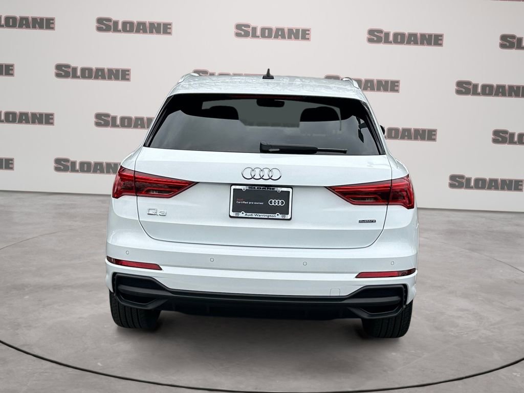 Certified 2025 Audi Q3 2.0T Premium w/ Convenience Package image 4