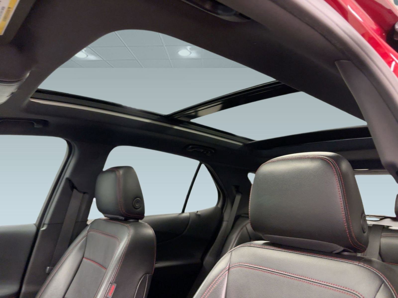 Certified 2023 Chevrolet Equinox RS w/ RS Leather Package image 15