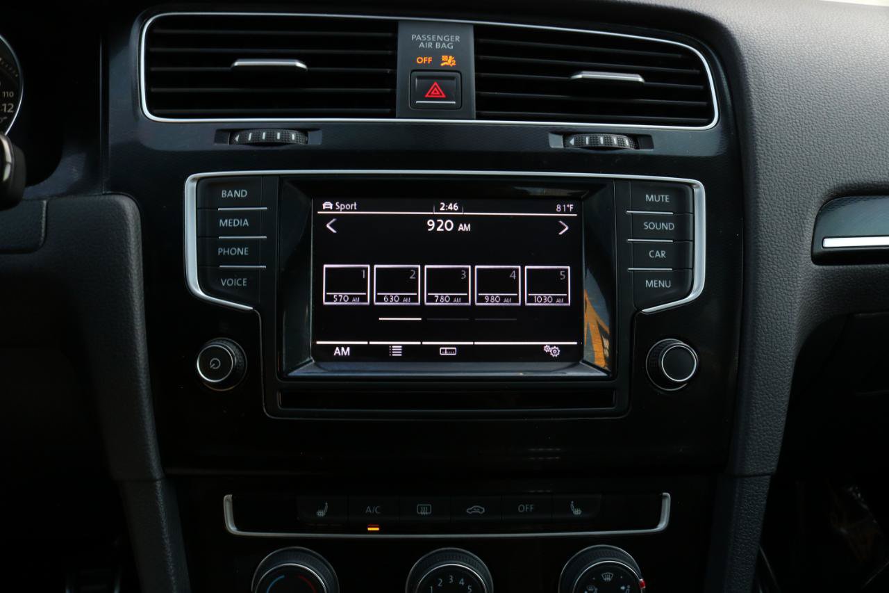 Used 2015 Volkswagen GTI SE w/ Lighting Package (SEL) FWD image 34