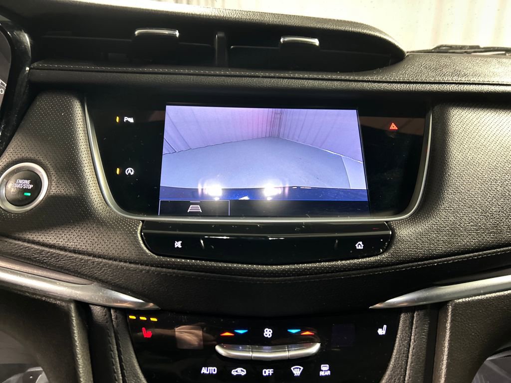 Used 2022 Cadillac XT5 Luxury w/ LPO, ONYX Package image 18