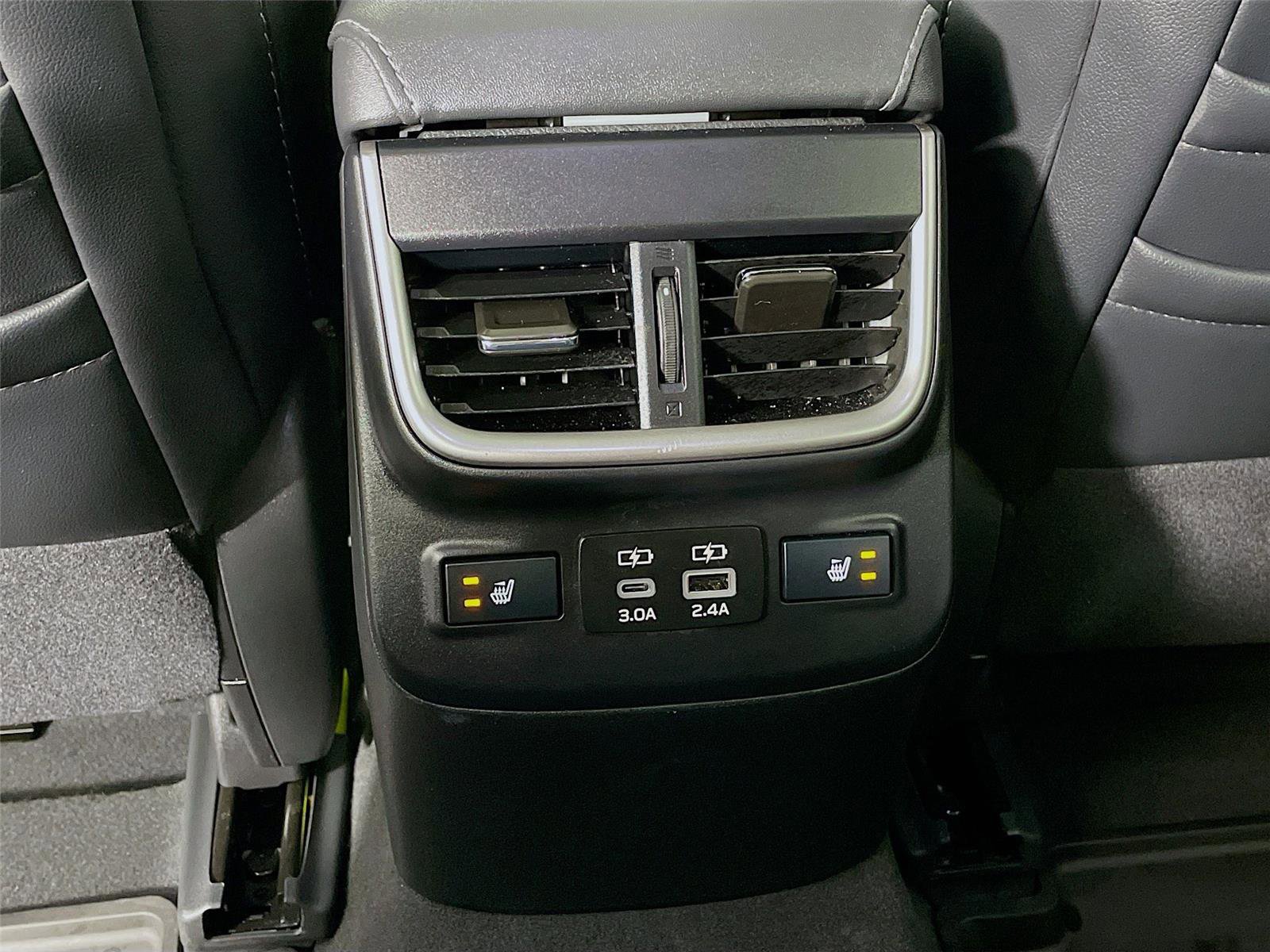 Certified 2025 Subaru Legacy Limited image 31