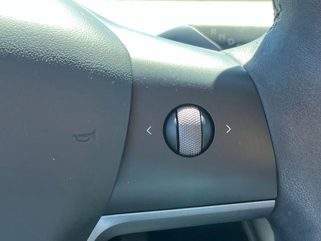 Used 2023 Tesla Model 3 Standard Range image 13