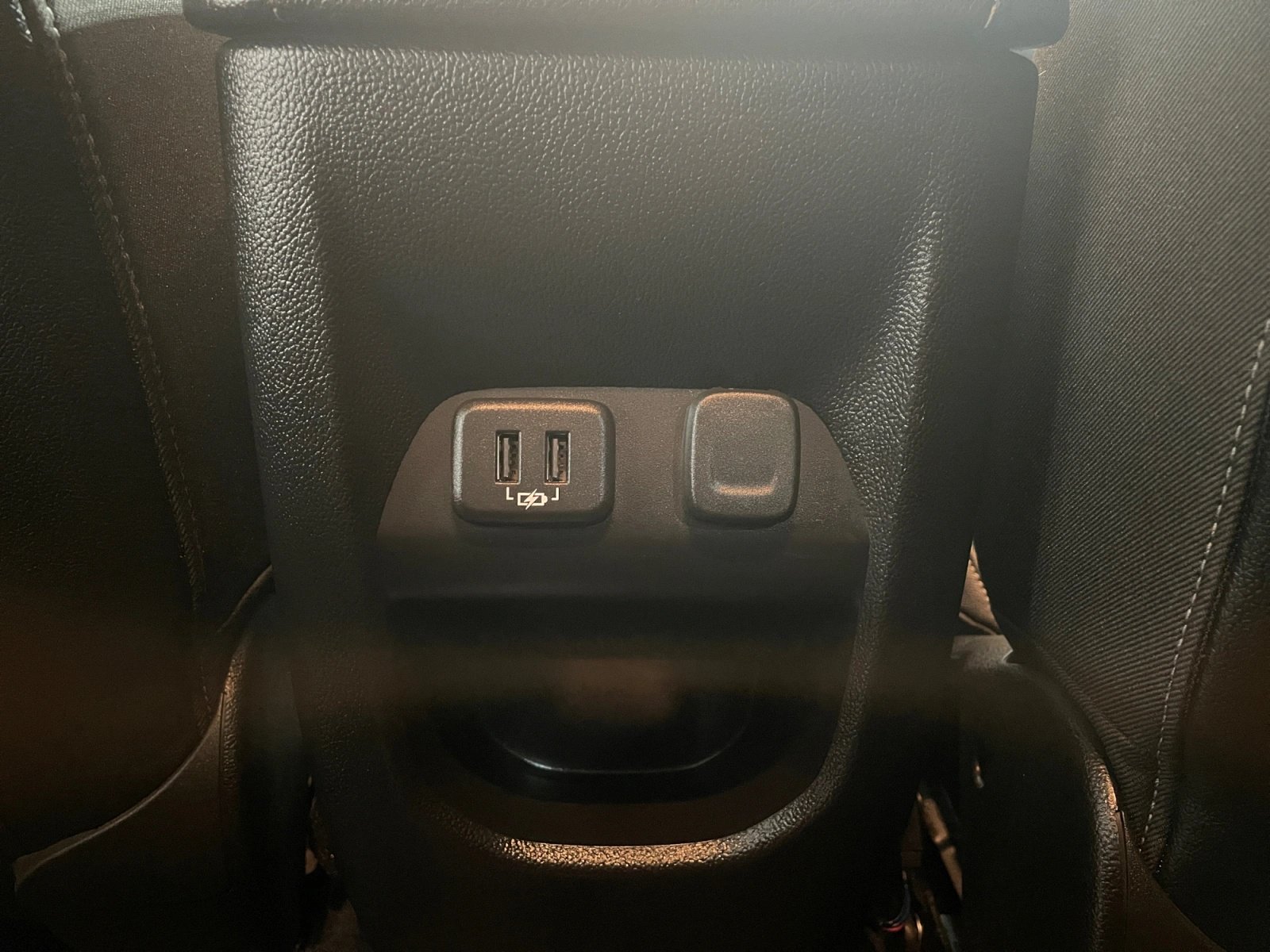 Used 2020 Chevrolet Colorado ZR2 w/ Colorado ZR2 Bison Edition AWD/4WD image 21