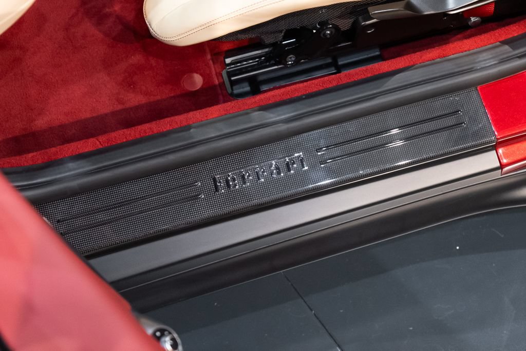 Certified 2022 Ferrari 812 GTS RWD image 25