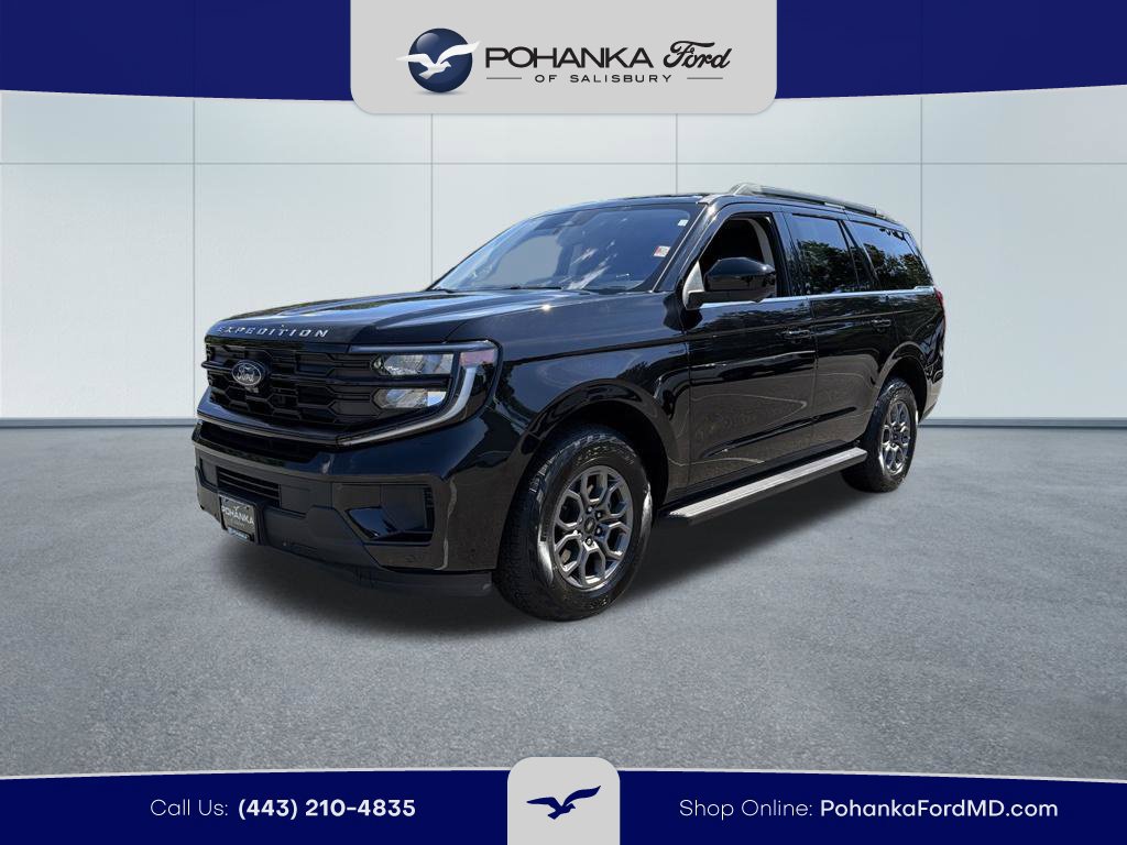 Certified 2025 Ford Expedition Active AWD/4WD image 2