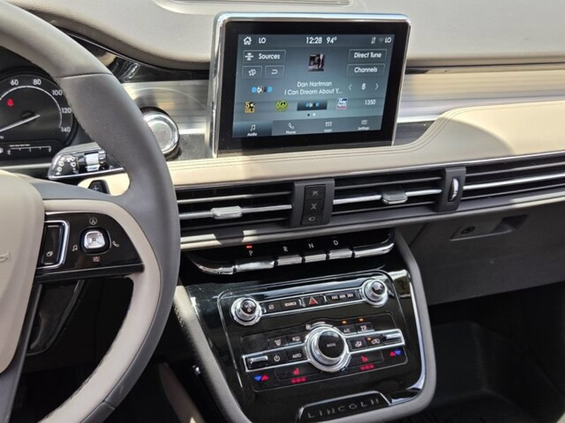 Used 2022 Lincoln Corsair FWD image 21