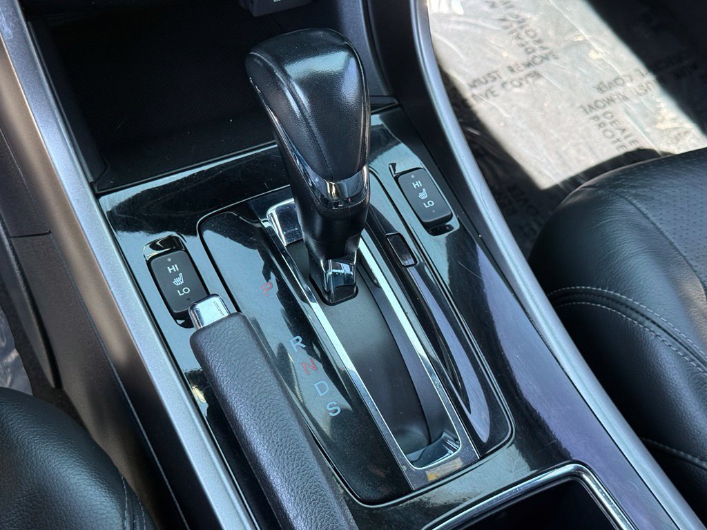 Used 2017 Honda Accord EX-L image 13