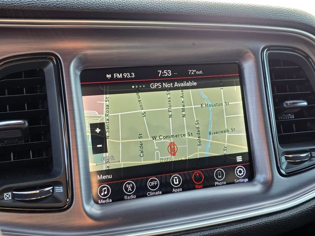 Used 2017 Dodge Challenger R/T image 22