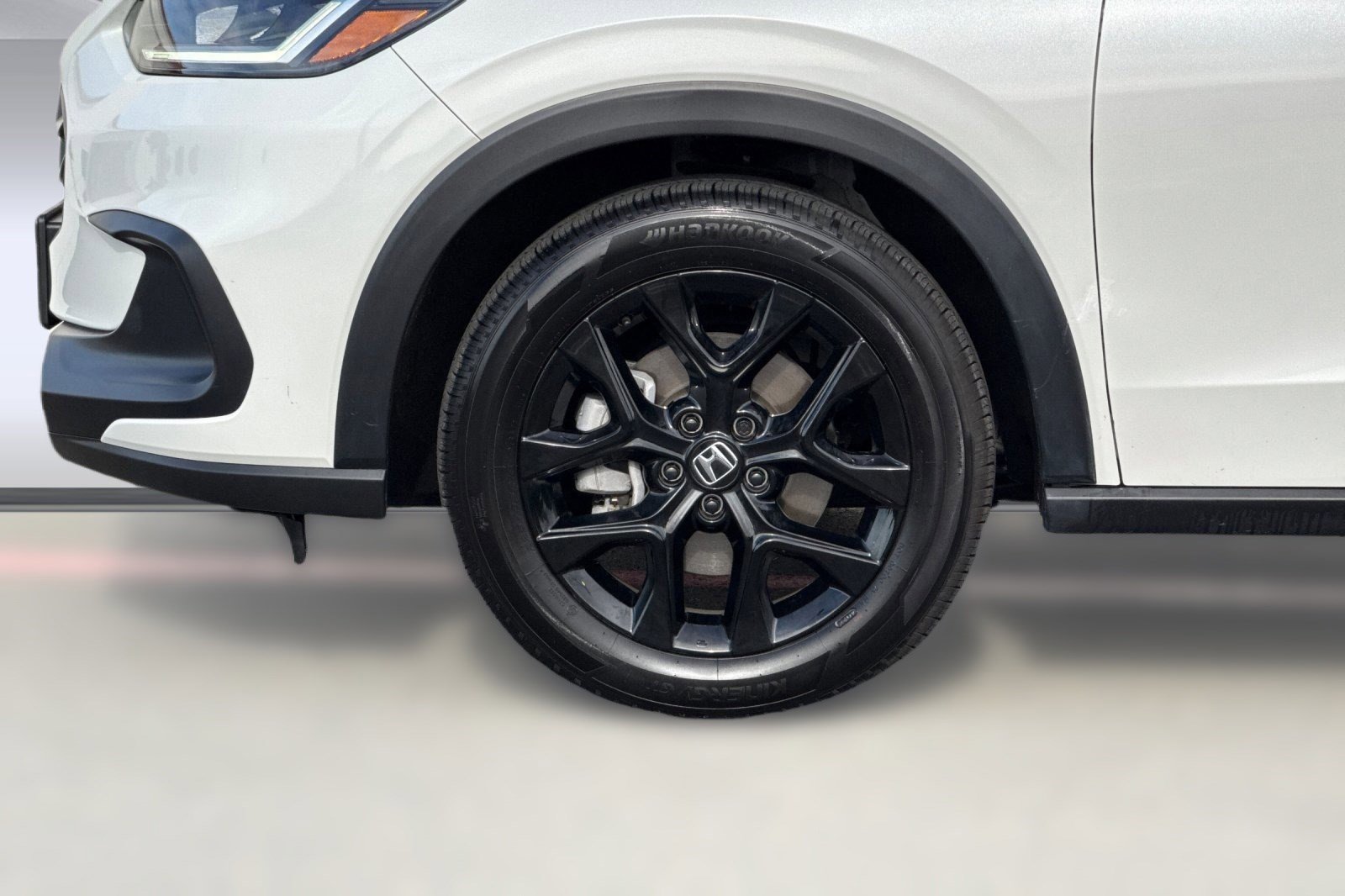 Certified 2025 Honda HR-V Sport image 12