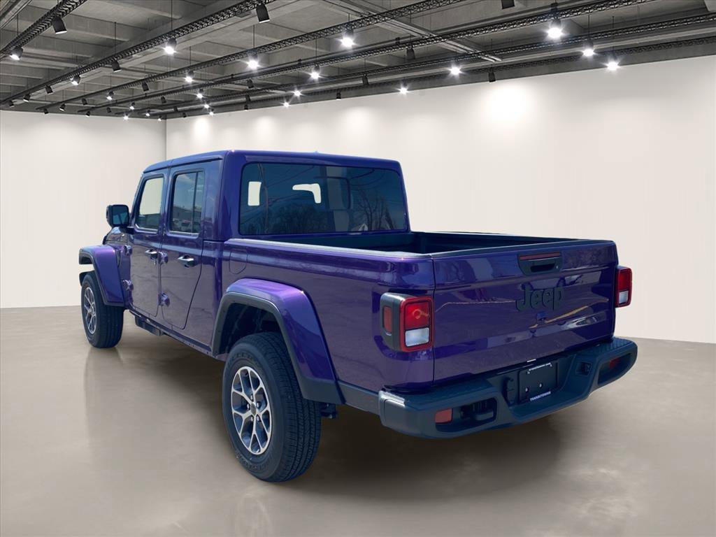 New 2026 Jeep Gladiator Sport AWD/4WD image 3