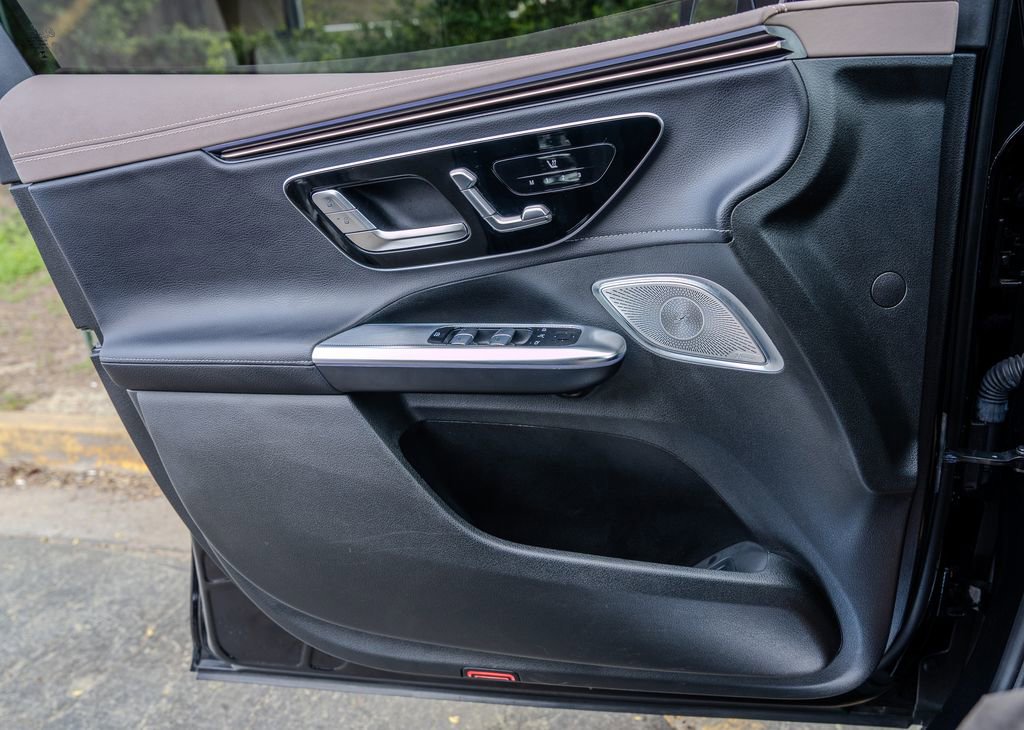 Used 2023 Mercedes-Benz EQE 350+ SUV image 15