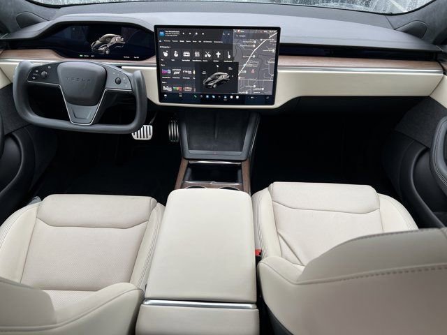 Used 2022 Tesla Model S image 27